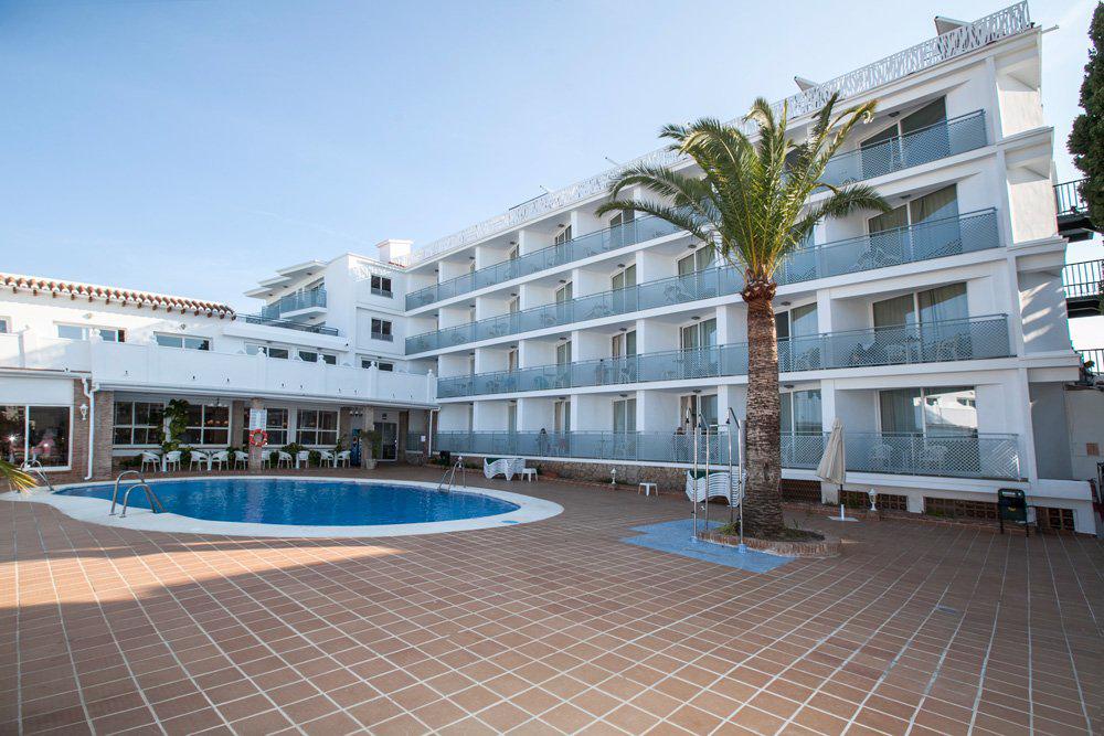 8 daagse vliegvakantie naar Beneste Villa Flamenca in nerja, spanje