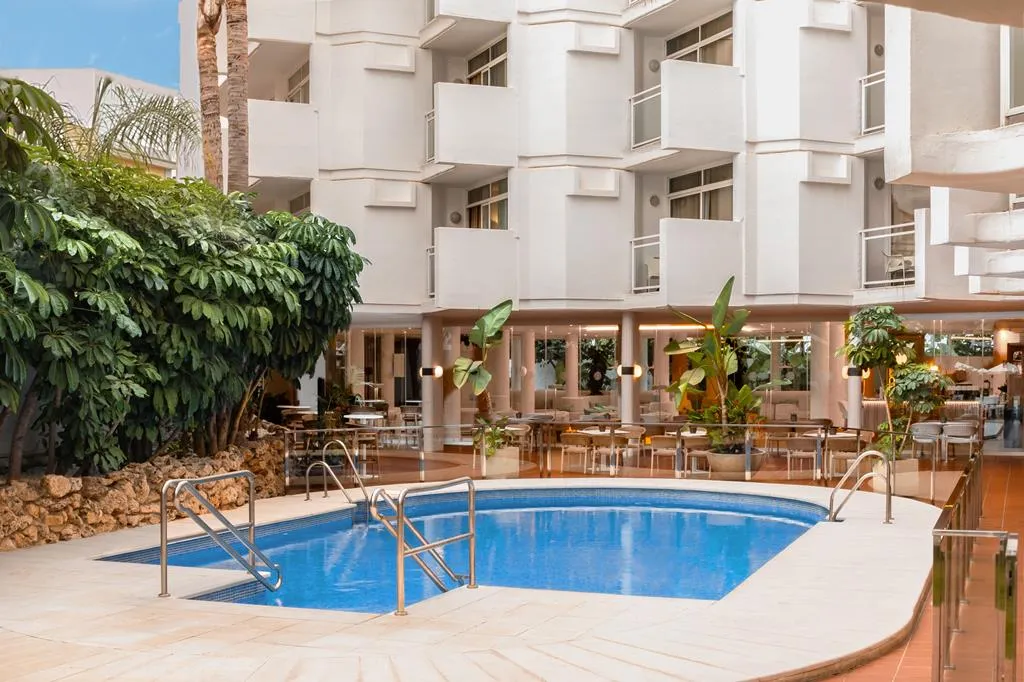 Hotel AluaSun Lago Rojo