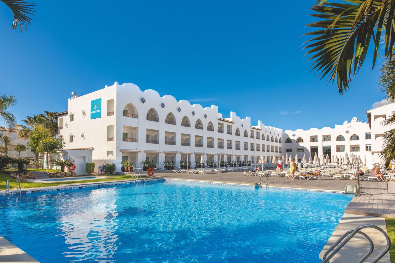 8 daagse vliegvakantie naar Mac Puerto Marina in benalmadena, spanje
