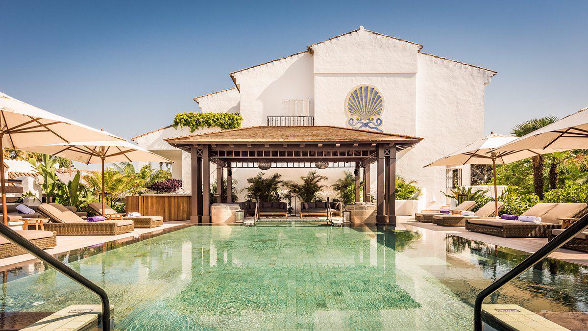 8 daagse vliegvakantie naar Nobu Hotel Marbella in marbella, spanje